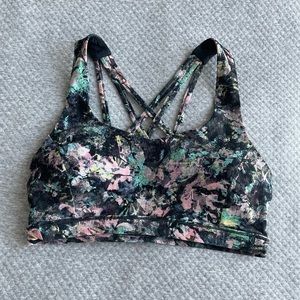 Lululemon Free to Be Serene Bra